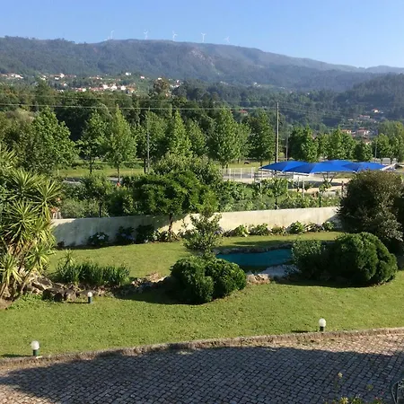 ホームステイ Quinta Da Ribeirinha