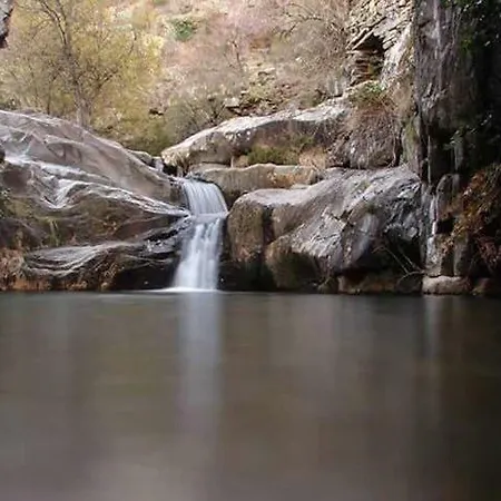 Quinta Da Ribeirinha Pansiyon