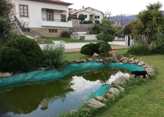 Quinta Da Ribeirinha * 阿鲁卡